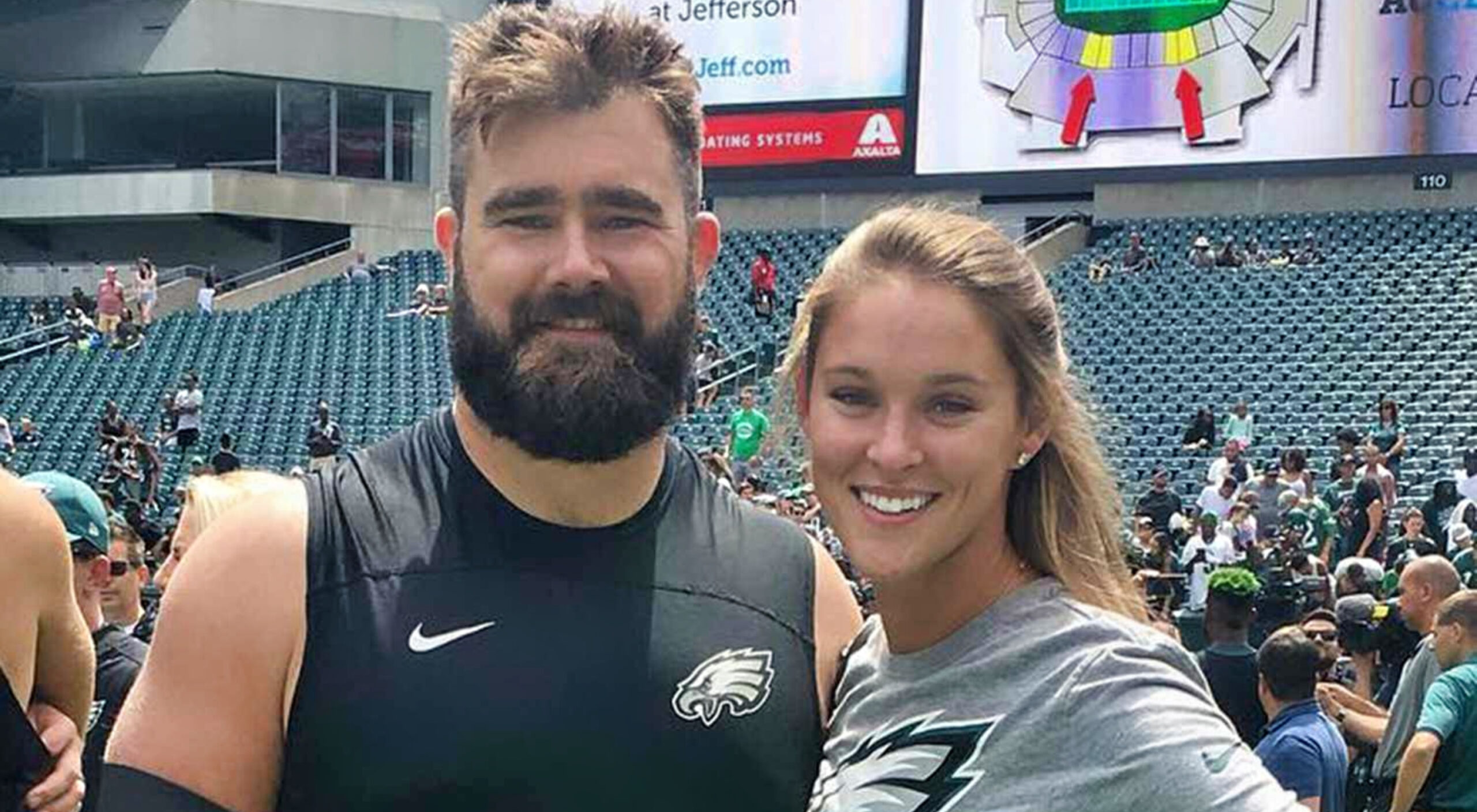 BREAKING: NFL Fans Are Praying For Jason Kelce And His Wife Kylie Following Heartbreaking Loss