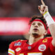 Patrick Mahomes restructuring contract to free up $21.6M for Chiefs