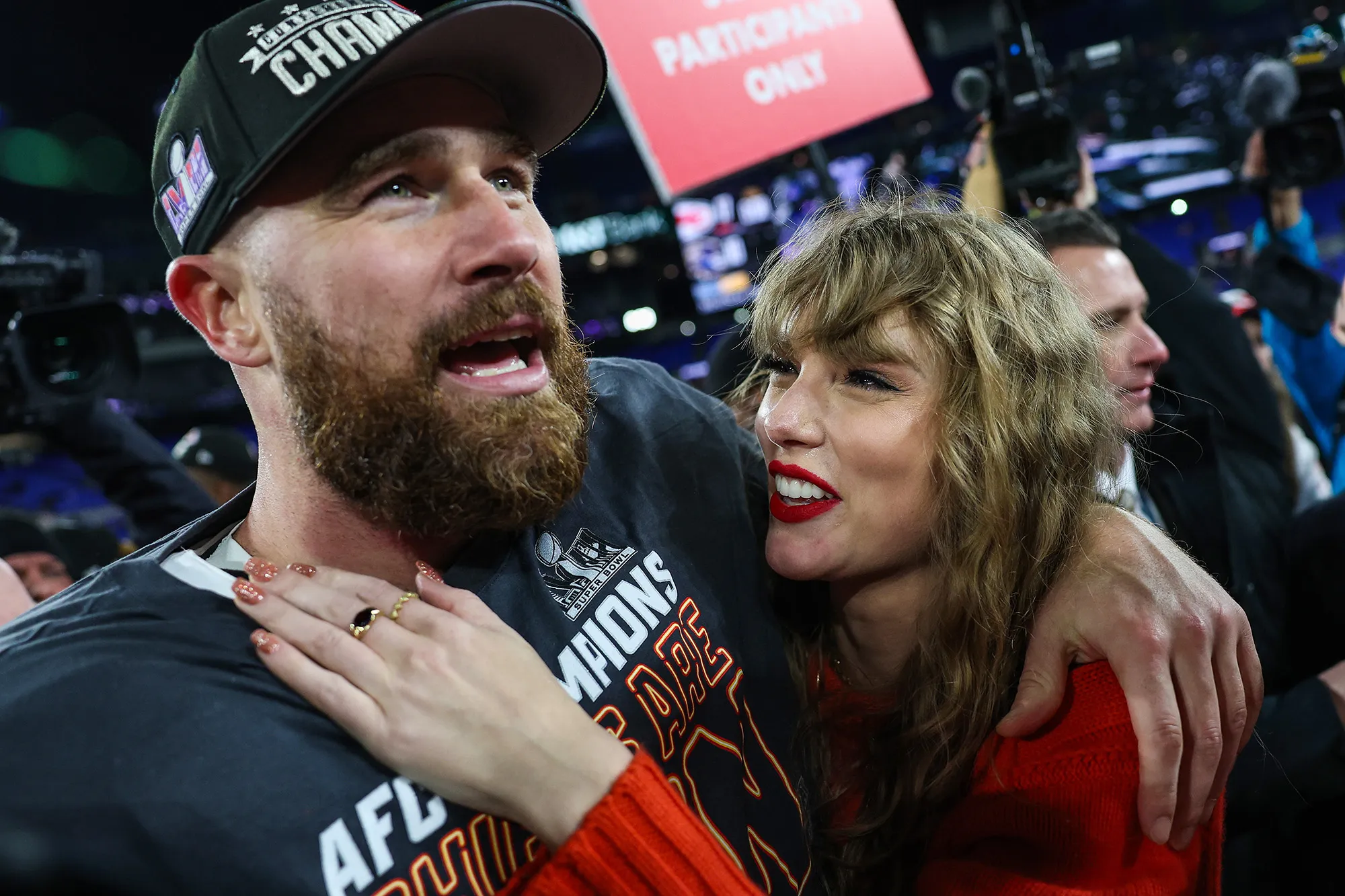 Exciting news just dropped: Travis Kelce and Taylor Swift have something amazing to share, leaving fans on the edge of their seats!