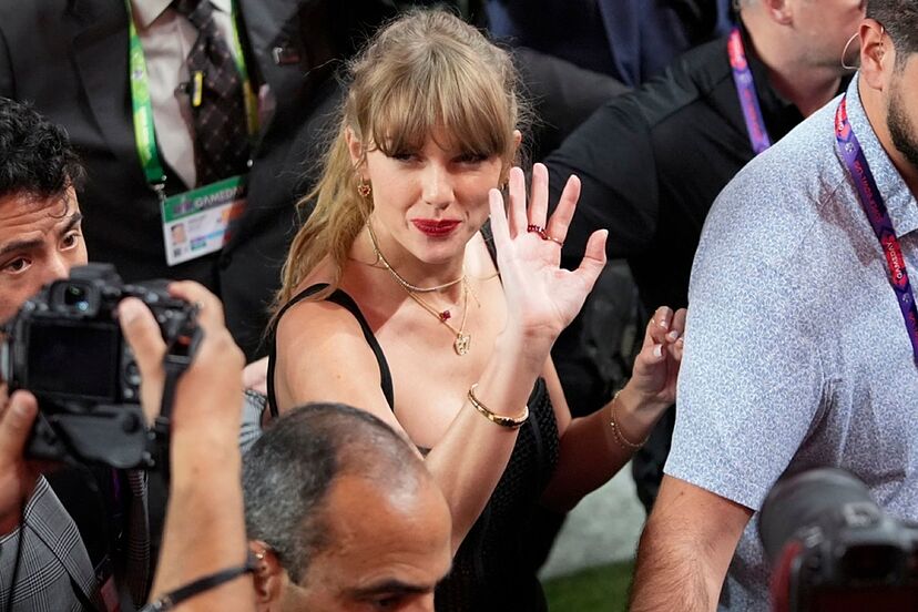 Taylor Swift prioritizes her "new eras tour" over celebrity events and time with boyfriend Travis Kelce, Swift is setting her focus fully on the tour