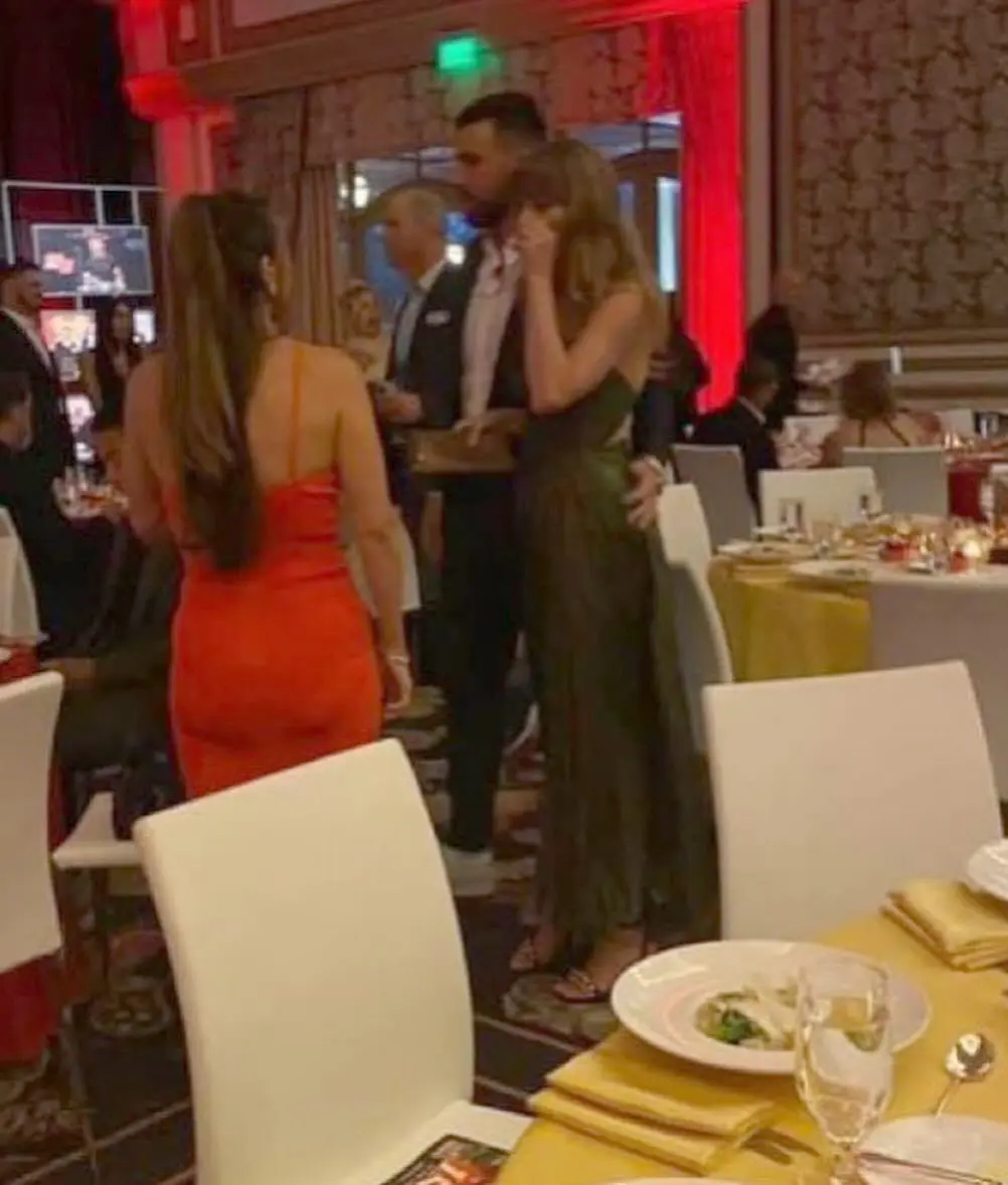 Watch: Travis Kelce was captured caressing Taylor Swift’s backside during Patrick Mahomes’ Las Vegas charity event on Saturday.