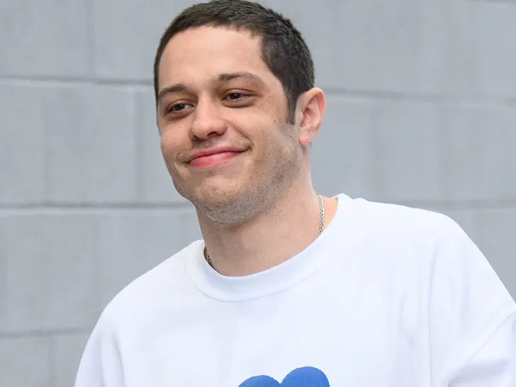 Pete Davidson Reckless Driving Charge Dismissed: Putting his reckless driving case in his rearview ... 'cause a California judge just dismissed the case after he completed a pretrial program.